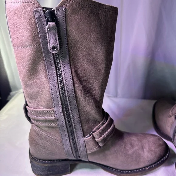 Timberland Women's Tan Leather Heeled Boots - Picture 11 of 14